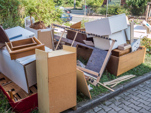 Best Yard Cleanup Services  in West Liberty, WV